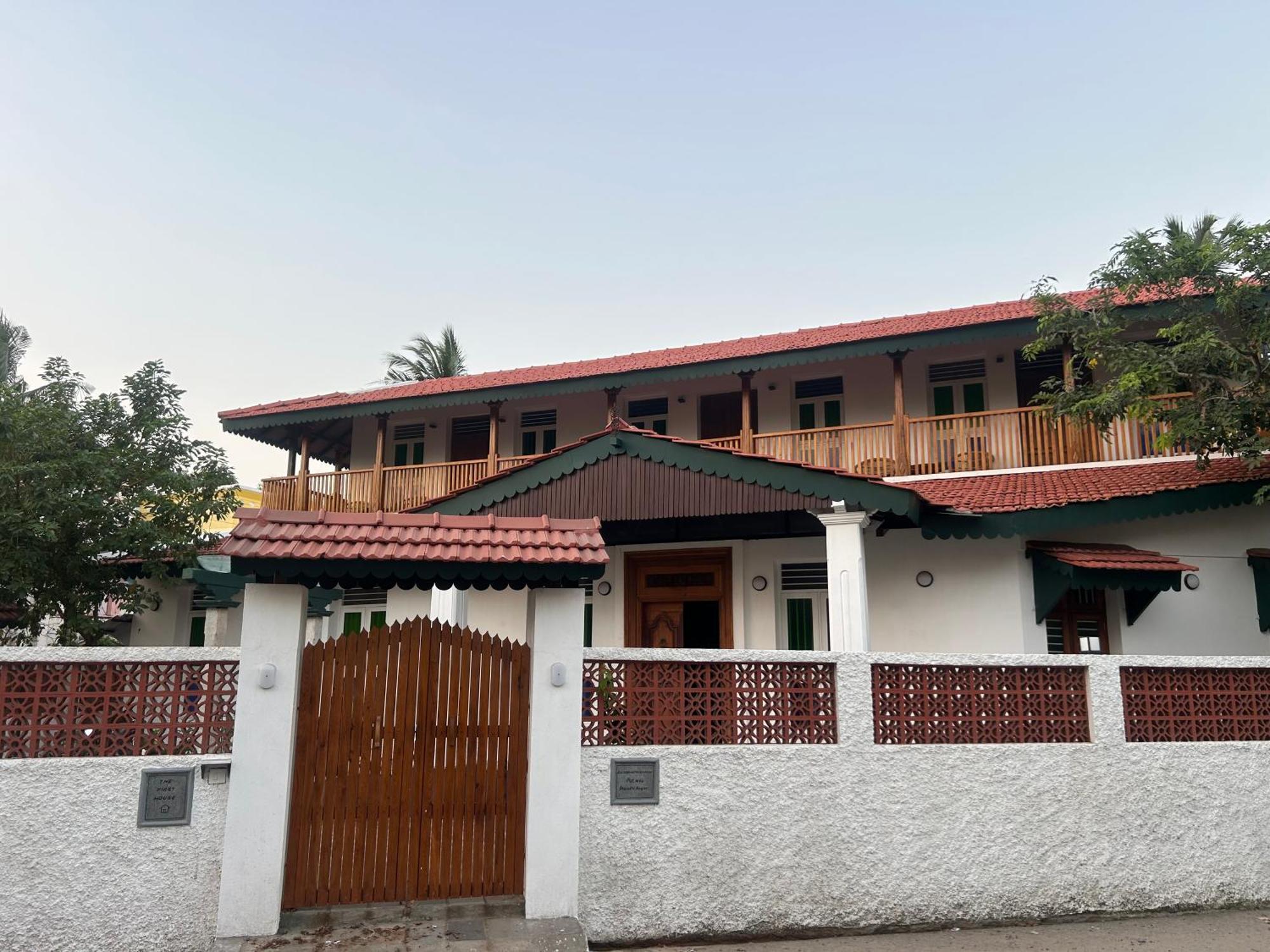 Hotel The First House Karaikal Exterior foto