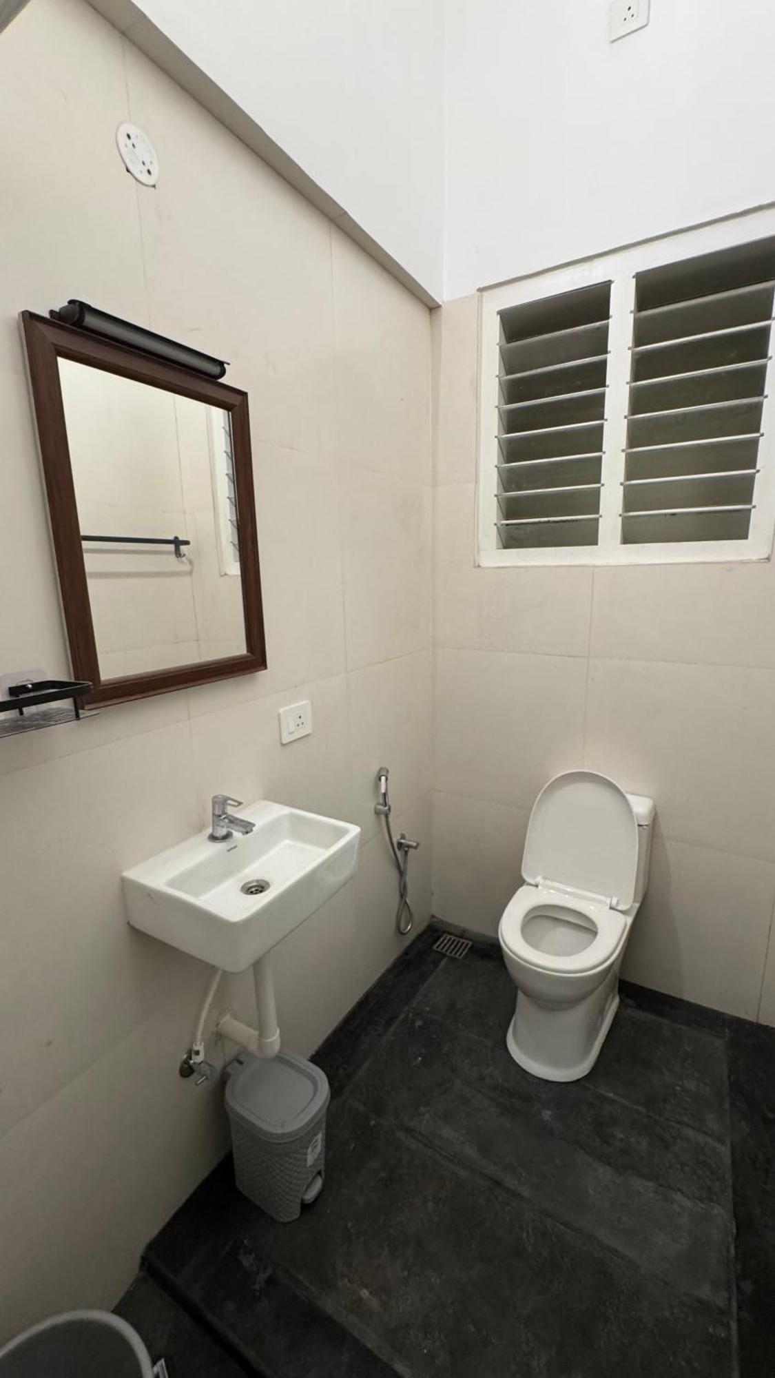 Hotel The First House Karaikal Exterior foto