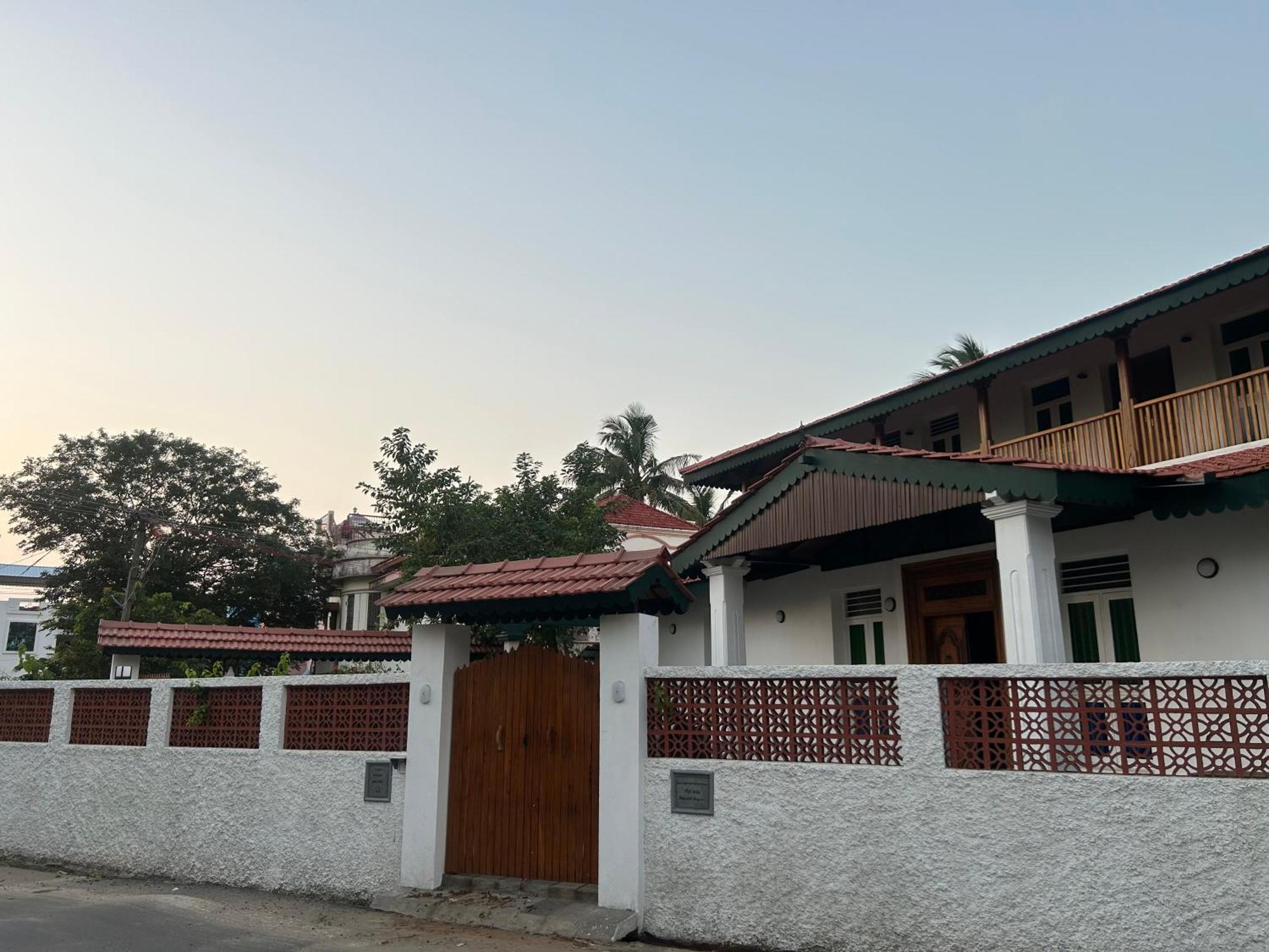 Hotel The First House Karaikal Exterior foto